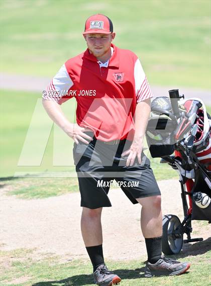 Thumbnail 3 in AIA Division III Championship photogallery.