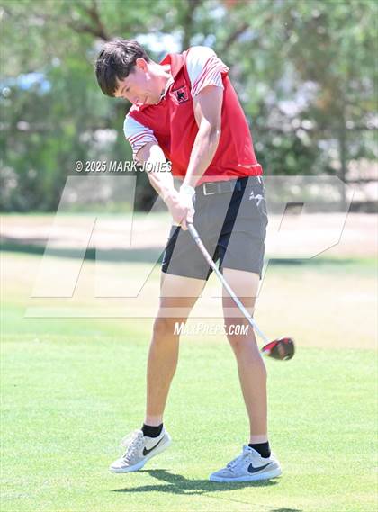 Thumbnail 2 in AIA Division III Championship photogallery.
