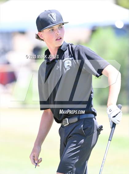 Thumbnail 1 in AIA Division III Championship photogallery.