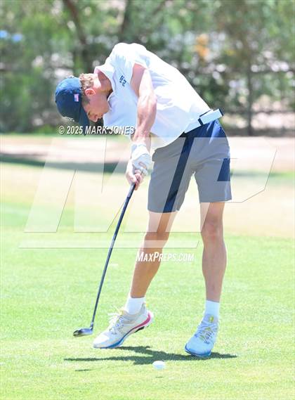 Thumbnail 2 in AIA Division III Championship photogallery.