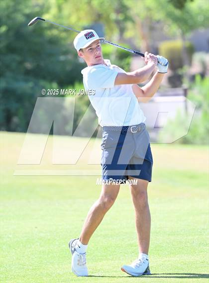 Thumbnail 2 in AIA Division III Championship photogallery.