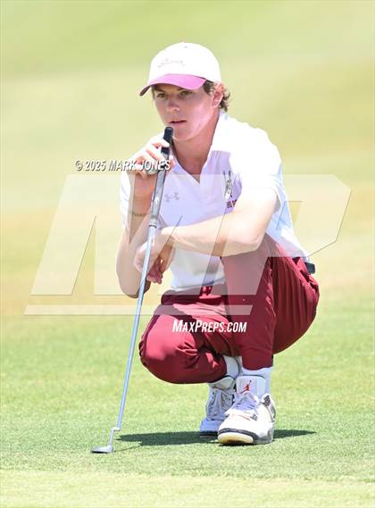 Thumbnail 1 in AIA Division III Championship photogallery.