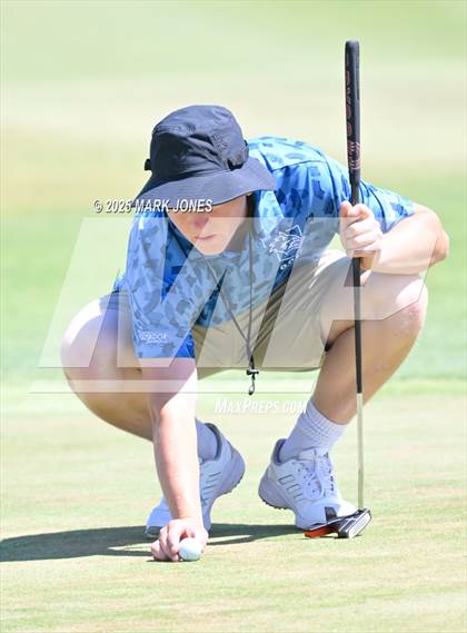 Thumbnail 1 in AIA Division III Championship photogallery.