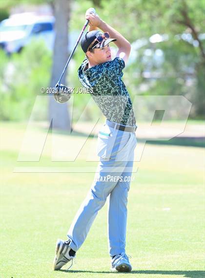 Thumbnail 2 in AIA Division III Championship photogallery.