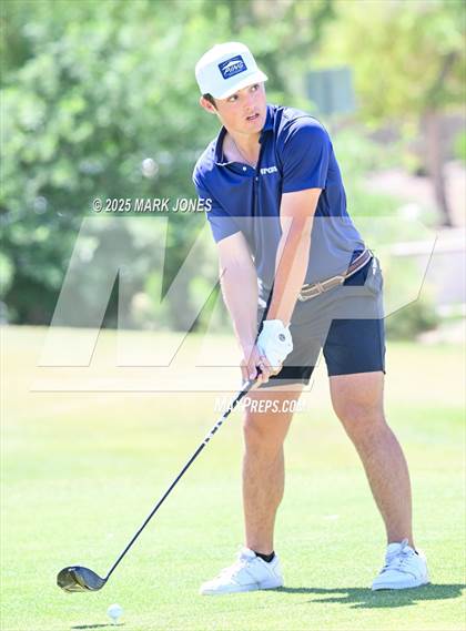 Thumbnail 1 in AIA Division III Championship photogallery.