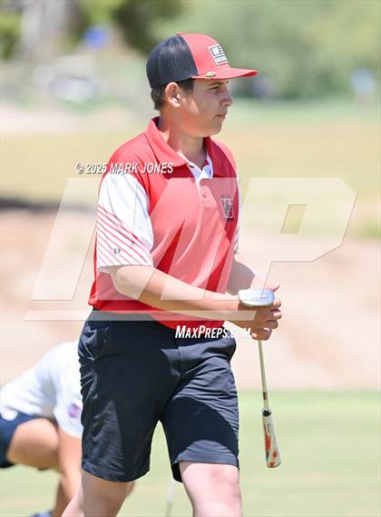 Thumbnail 2 in AIA Division III Championship photogallery.