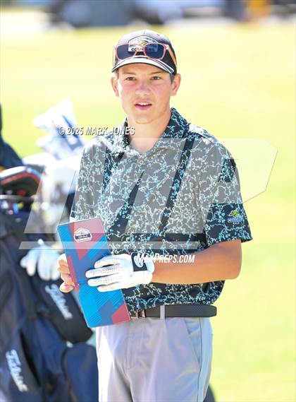 Thumbnail 2 in AIA Division III Championship photogallery.
