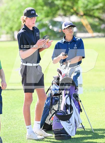 Thumbnail 2 in AIA Division III Championship photogallery.