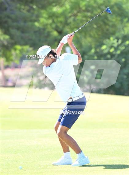 Thumbnail 3 in AIA Division III Championship photogallery.