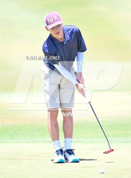 Thumbnail 3 in AIA Division III Championship photogallery.