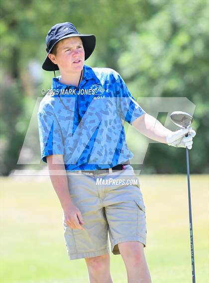 Thumbnail 2 in AIA Division III Championship photogallery.