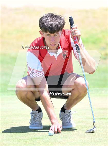 Thumbnail 2 in AIA Division III Championship photogallery.