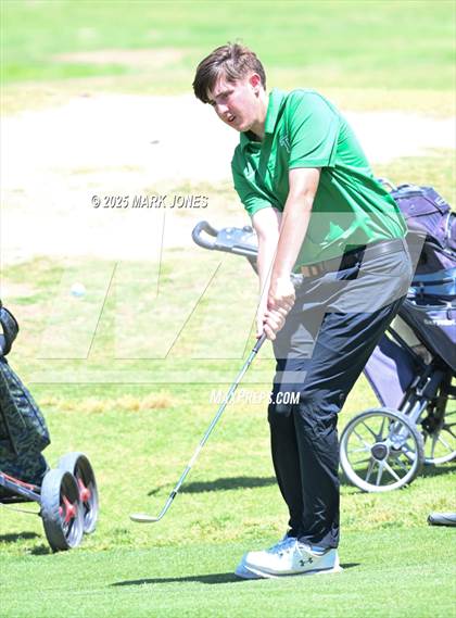 Thumbnail 2 in AIA Division III Championship photogallery.