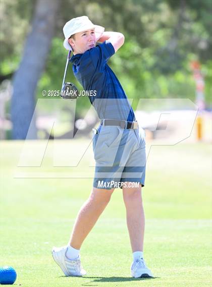 Thumbnail 3 in AIA Division III Championship photogallery.