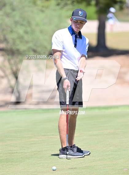 Thumbnail 1 in AIA Division III Championship photogallery.