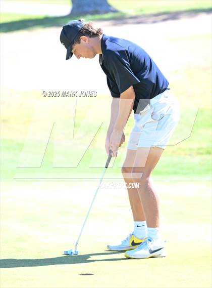 Thumbnail 1 in AIA Division III Championship photogallery.