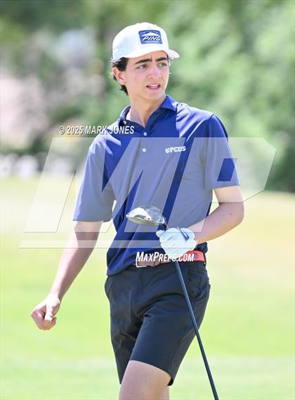 Thumbnail 3 in AIA Division III Championship photogallery.