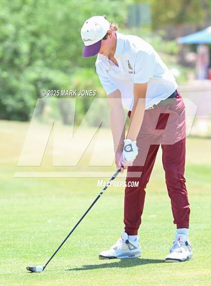 Thumbnail 3 in AIA Division III Championship photogallery.