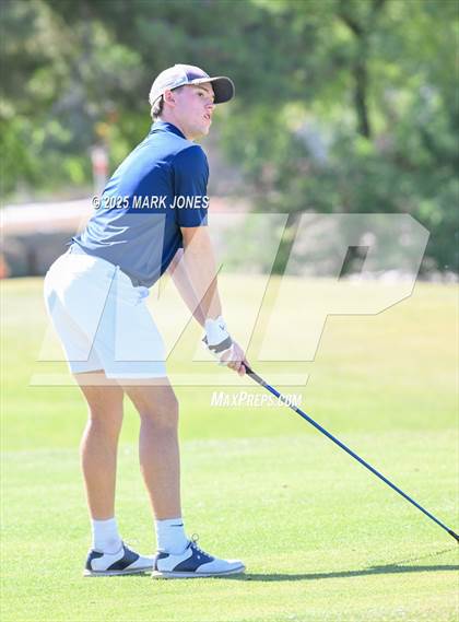 Thumbnail 1 in AIA Division III Championship photogallery.