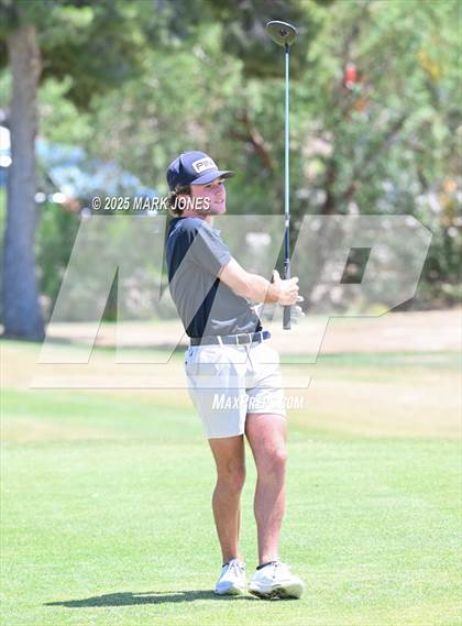 Thumbnail 2 in AIA Division III Championship photogallery.