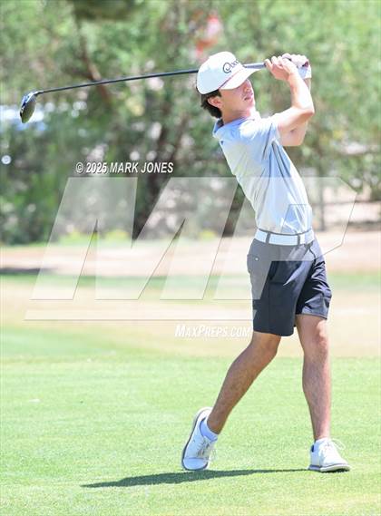 Thumbnail 1 in AIA Division III Championship photogallery.
