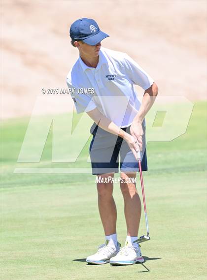 Thumbnail 2 in AIA Division III Championship photogallery.