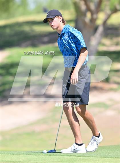 Thumbnail 3 in AIA Division III Championship photogallery.