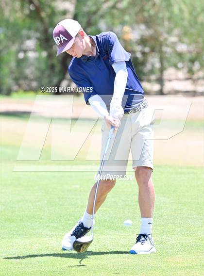 Thumbnail 1 in AIA Division III Championship photogallery.