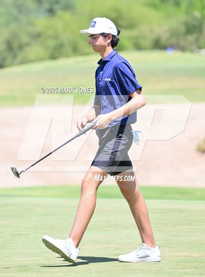 Thumbnail 2 in AIA Division III Championship photogallery.