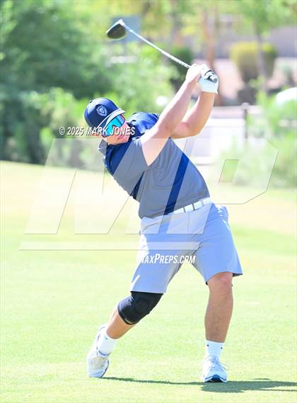 Thumbnail 2 in AIA Division III Championship photogallery.