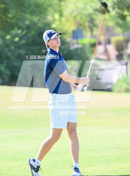 Thumbnail 3 in AIA Division III Championship photogallery.