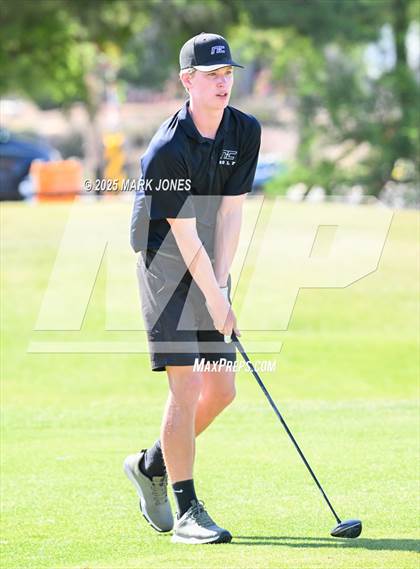 Thumbnail 3 in AIA Division III Championship photogallery.