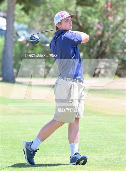 Thumbnail 1 in AIA Division III Championship photogallery.
