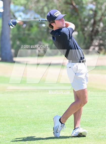 Thumbnail 3 in AIA Division III Championship photogallery.