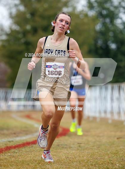 Thumbnail 1 in UIL Cross Country 3A Finals (3200m) photogallery.