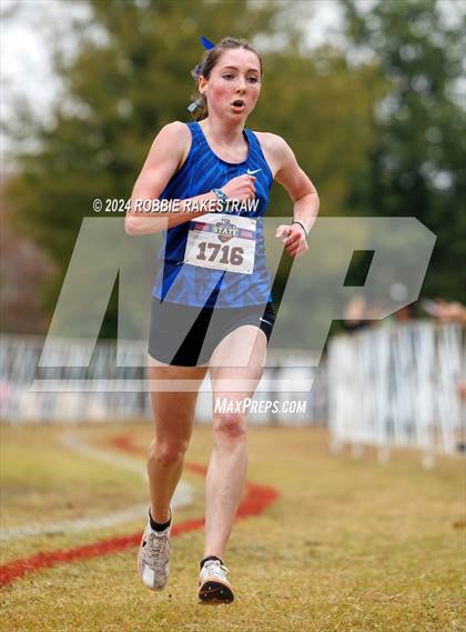 Thumbnail 1 in UIL Cross Country 3A Finals (3200m) photogallery.