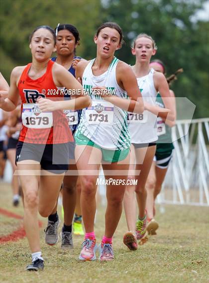 Thumbnail 1 in UIL Cross Country 3A Finals (3200m) photogallery.