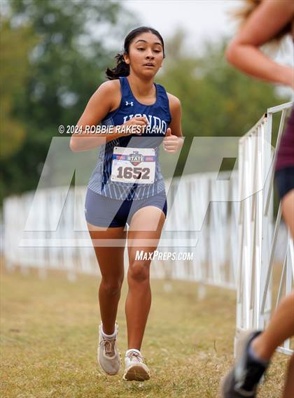 Thumbnail 3 in UIL Cross Country 3A Finals (3200m) photogallery.