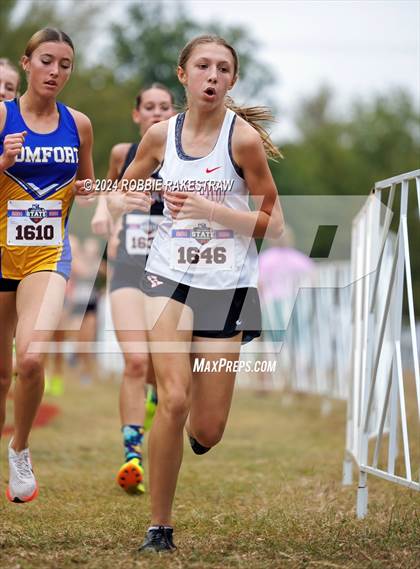 Thumbnail 1 in UIL Cross Country 3A Finals (3200m) photogallery.