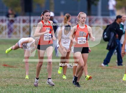 Thumbnail 1 in UIL Cross Country 3A Finals (3200m) photogallery.