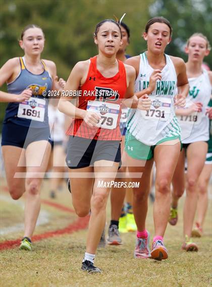 Thumbnail 2 in UIL Cross Country 3A Finals (3200m) photogallery.