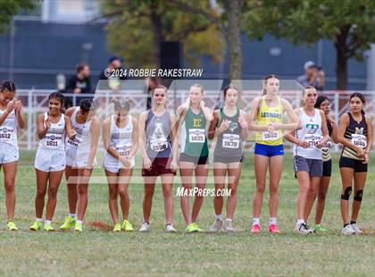Thumbnail 2 in UIL Cross Country 3A Finals (3200m) photogallery.
