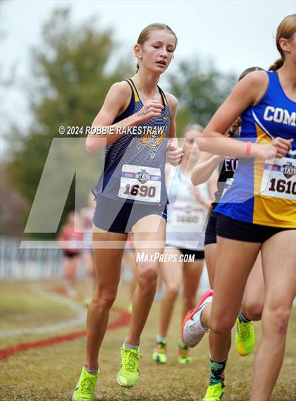 Thumbnail 2 in UIL Cross Country 3A Finals (3200m) photogallery.