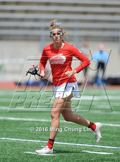 Thumbnail 2 in Corona del Mar vs. Mater Dei (CIF Semifinal) photogallery.