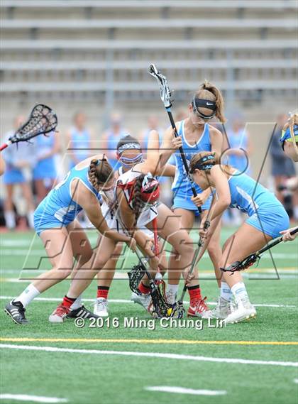 Thumbnail 1 in Corona del Mar vs. Mater Dei (CIF Semifinal) photogallery.