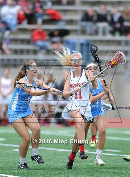 Thumbnail 2 in Corona del Mar vs. Mater Dei (CIF Semifinal) photogallery.