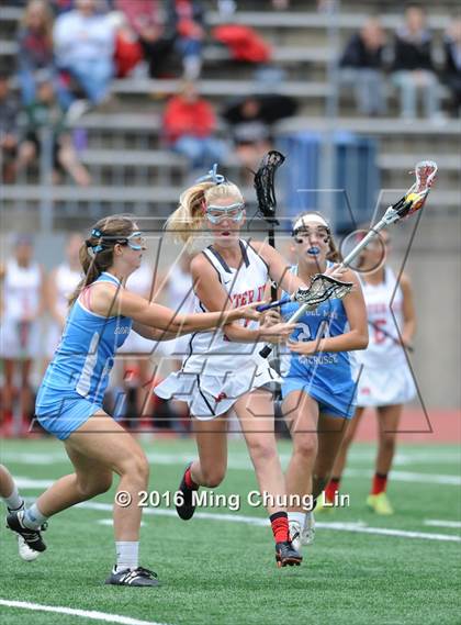 Thumbnail 1 in Corona del Mar vs. Mater Dei (CIF Semifinal) photogallery.