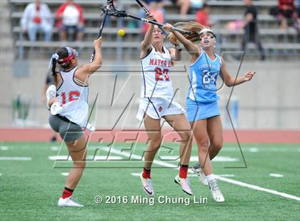 Thumbnail 1 in Corona del Mar vs. Mater Dei (CIF Semifinal) photogallery.