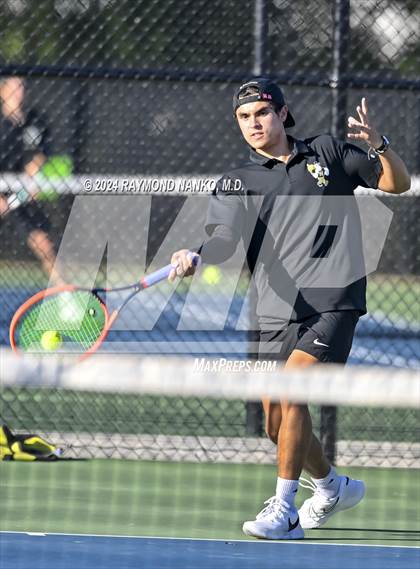 Thumbnail 3 in Frankton vs Noblesville (IHSAA Region 14 Semifinal) photogallery.