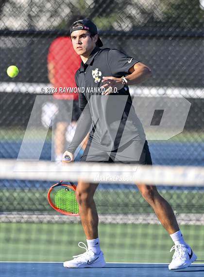 Thumbnail 2 in Frankton vs Noblesville (IHSAA Region 14 Semifinal) photogallery.